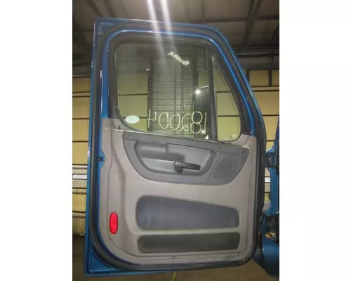 FREIGHTLINER CASCADIA 2008-2018 DOOR ASSEMBLY, FRONT