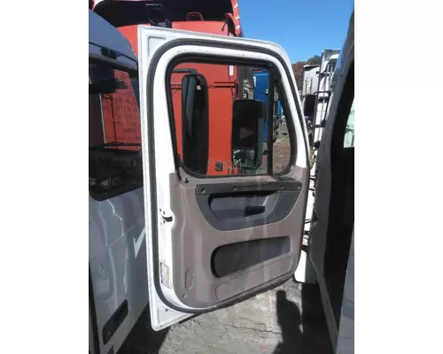 FREIGHTLINER CASCADIA 2008-2018 DOOR ASSEMBLY, FRONT