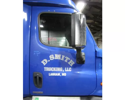 FREIGHTLINER CASCADIA 2008-2018 DOOR ASSEMBLY, FRONT