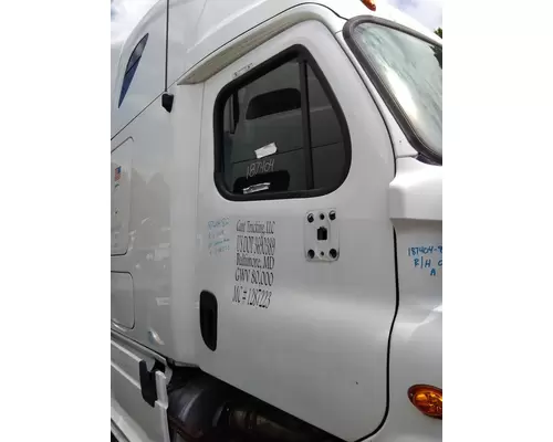 FREIGHTLINER CASCADIA 2008-2018 DOOR ASSEMBLY, FRONT