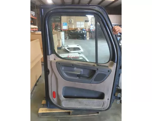 FREIGHTLINER CASCADIA 2008-2018 DOOR ASSEMBLY, FRONT