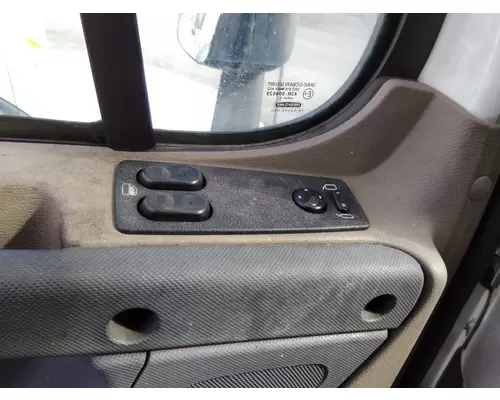 FREIGHTLINER CASCADIA 2008-2018 DOOR ASSEMBLY, FRONT