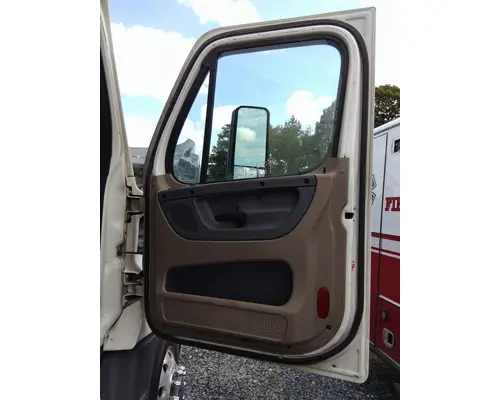 FREIGHTLINER CASCADIA 2008-2018 DOOR ASSEMBLY, FRONT