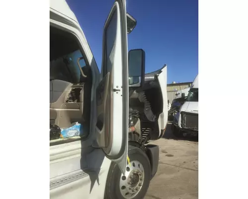 FREIGHTLINER CASCADIA 2008-2018 DOOR ASSEMBLY, FRONT
