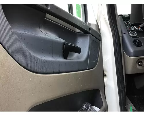 FREIGHTLINER CASCADIA 2008-2018 DOOR ASSEMBLY, FRONT