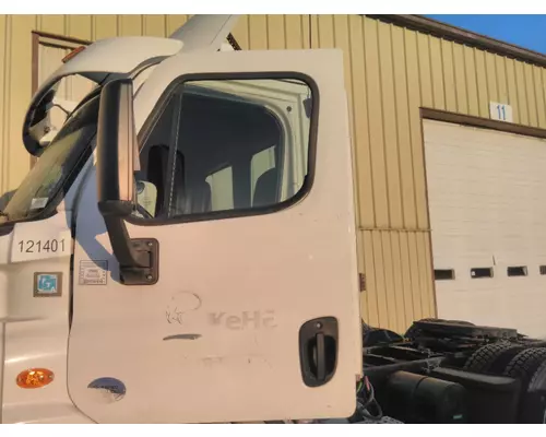 FREIGHTLINER CASCADIA 2008-2018 DOOR ASSEMBLY, FRONT