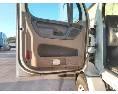 FREIGHTLINER CASCADIA 2008-2018 DOOR ASSEMBLY, FRONT