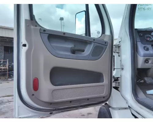 FREIGHTLINER CASCADIA 2008-2018 DOOR ASSEMBLY, FRONT