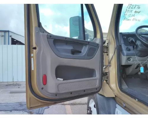 FREIGHTLINER CASCADIA 2008-2018 DOOR ASSEMBLY, FRONT