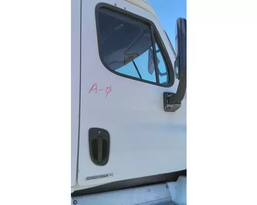 FREIGHTLINER CASCADIA 2008-2018 DOOR ASSEMBLY, FRONT