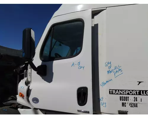 FREIGHTLINER CASCADIA 2008-2018 DOOR ASSEMBLY, FRONT