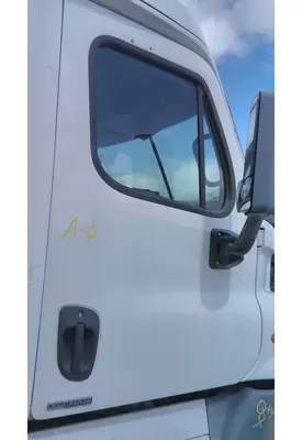 FREIGHTLINER CASCADIA 2008-2018 DOOR ASSEMBLY, FRONT