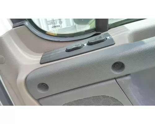 FREIGHTLINER CASCADIA 2008-2018 DOOR ASSEMBLY, FRONT