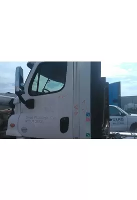 FREIGHTLINER CASCADIA 2008-2018 DOOR ASSEMBLY, FRONT