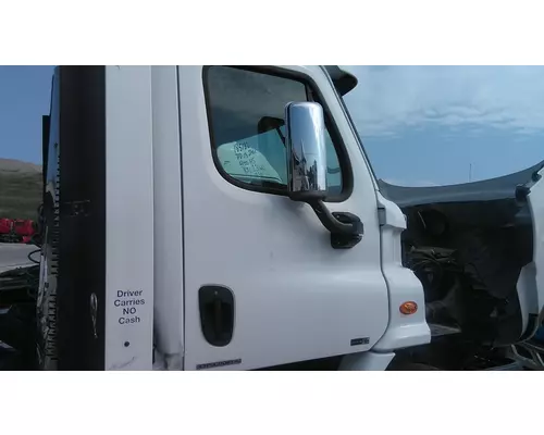 FREIGHTLINER CASCADIA 2008-2018 DOOR ASSEMBLY, FRONT