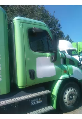 FREIGHTLINER CASCADIA 2008-2018 DOOR ASSEMBLY, FRONT