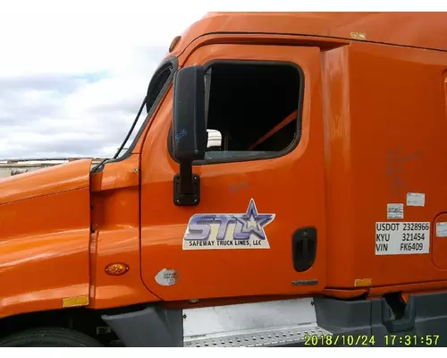 FREIGHTLINER CASCADIA 2008-2018 DOOR ASSEMBLY, FRONT