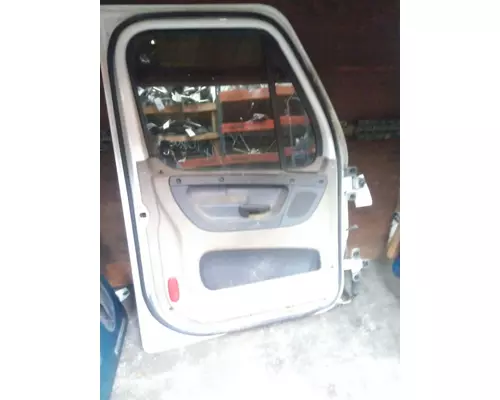 FREIGHTLINER CASCADIA 2018-2025 DOOR ASSEMBLY, FRONT
