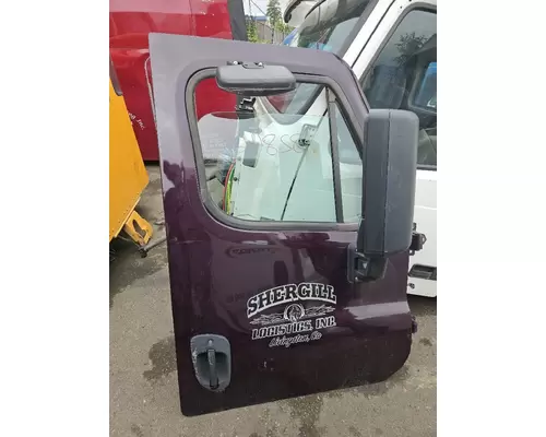 FREIGHTLINER CASCADIA 2018-2025 DOOR ASSEMBLY, FRONT