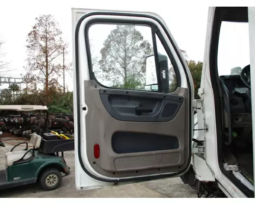 FREIGHTLINER CASCADIA 2018-2025 DOOR ASSEMBLY, FRONT