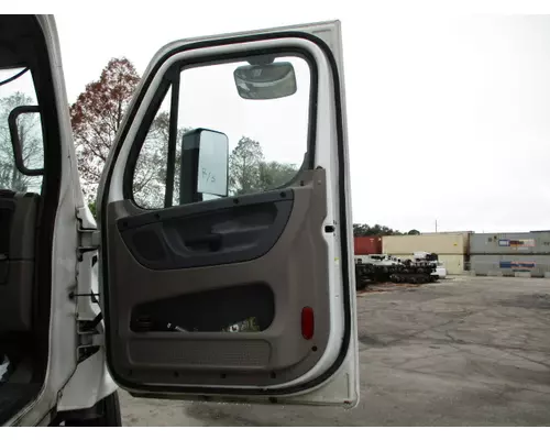FREIGHTLINER CASCADIA 2018-2025 DOOR ASSEMBLY, FRONT