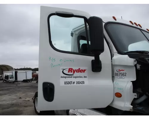 FREIGHTLINER CASCADIA 2018-2025 DOOR ASSEMBLY, FRONT