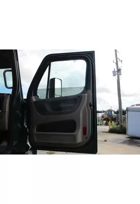 FREIGHTLINER CASCADIA 2018-2025 DOOR ASSEMBLY, FRONT