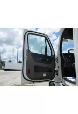 FREIGHTLINER CASCADIA 2018-2025 DOOR ASSEMBLY, FRONT