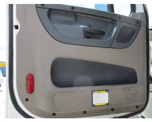 FREIGHTLINER CASCADIA 2018-2025 DOOR ASSEMBLY, FRONT
