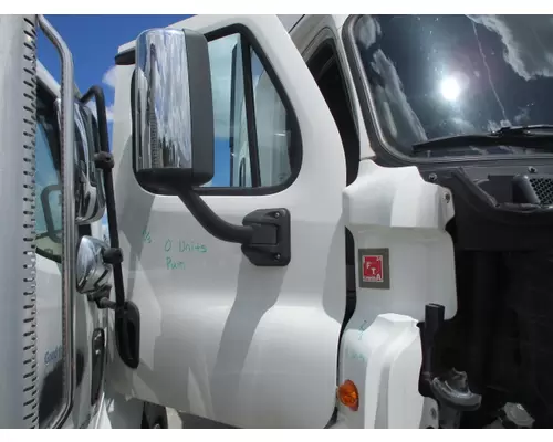 FREIGHTLINER CASCADIA 2018-2025 DOOR ASSEMBLY, FRONT