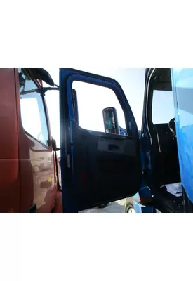 FREIGHTLINER CASCADIA 2018-2025 DOOR ASSEMBLY, FRONT