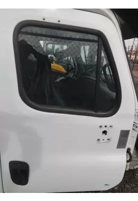 FREIGHTLINER CASCADIA 2018-2025 DOOR ASSEMBLY, FRONT