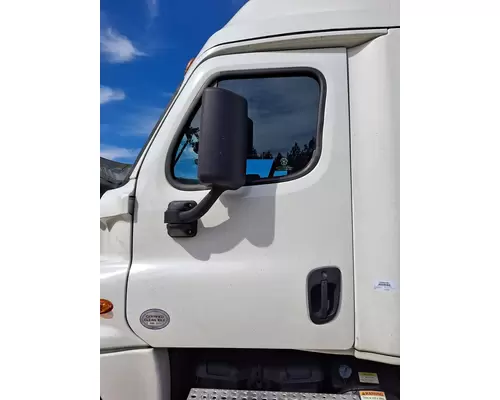 FREIGHTLINER CASCADIA 2018-2025 DOOR ASSEMBLY, FRONT