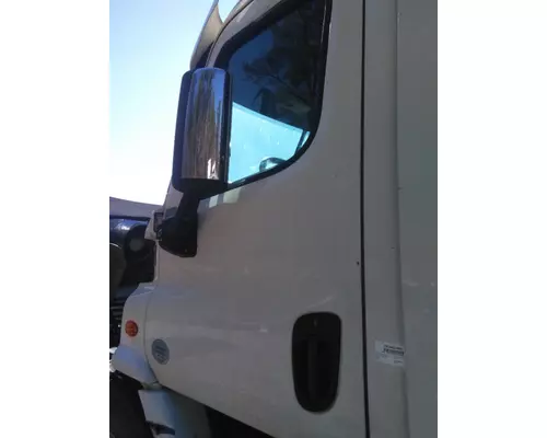 FREIGHTLINER CASCADIA 2018-2025 DOOR ASSEMBLY, FRONT