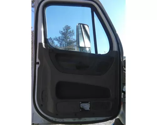 FREIGHTLINER CASCADIA 2018-2025 DOOR ASSEMBLY, FRONT