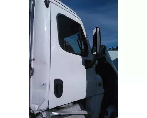 FREIGHTLINER CASCADIA 2018-2025 DOOR ASSEMBLY, FRONT