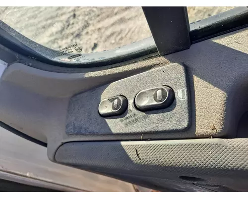 FREIGHTLINER CASCADIA 2018-2025 DOOR ASSEMBLY, FRONT