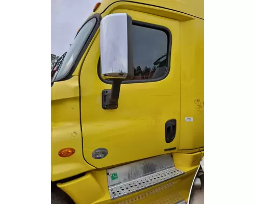 FREIGHTLINER CASCADIA 2018-2025 DOOR ASSEMBLY, FRONT