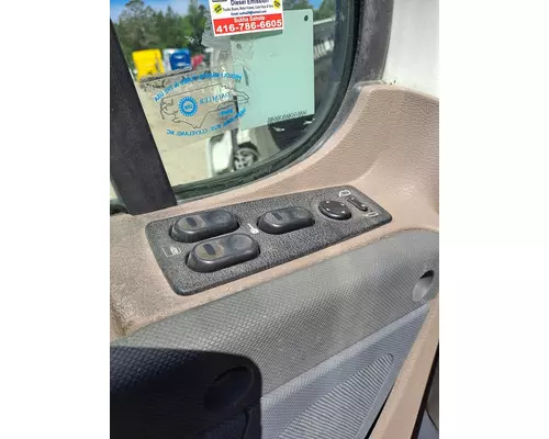 FREIGHTLINER CASCADIA 2018-2025 DOOR ASSEMBLY, FRONT