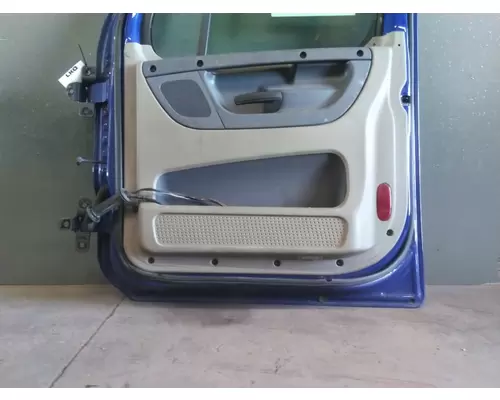 FREIGHTLINER CASCADIA 2018-2025 DOOR ASSEMBLY, FRONT