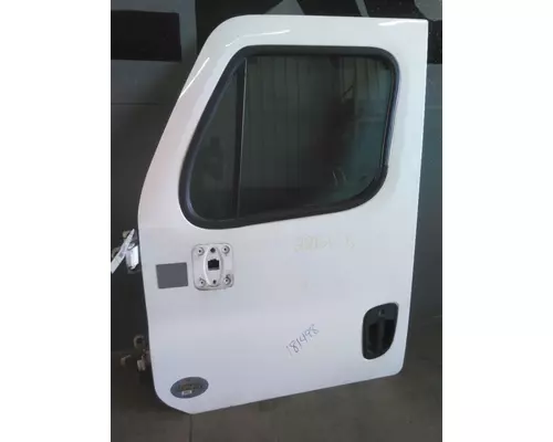 FREIGHTLINER CASCADIA 2018-2025 DOOR ASSEMBLY, FRONT