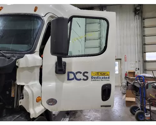 FREIGHTLINER CASCADIA 2018-2025 DOOR ASSEMBLY, FRONT