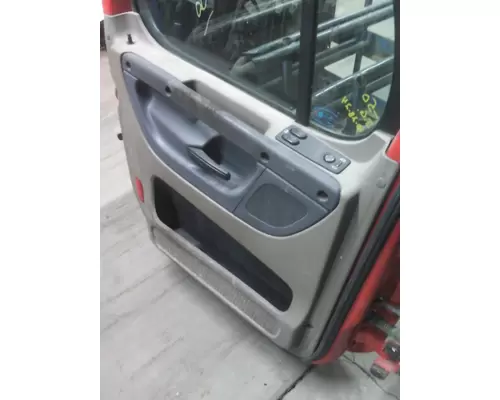 FREIGHTLINER CASCADIA 2018-2025 DOOR ASSEMBLY, FRONT