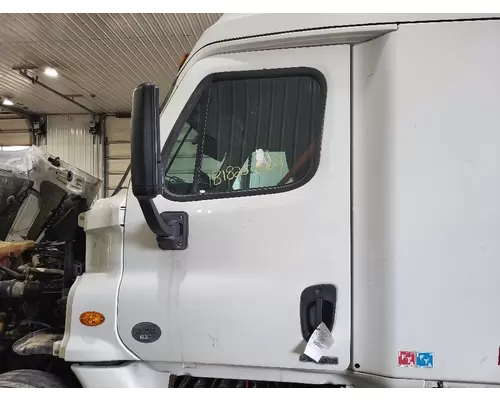 FREIGHTLINER CASCADIA 2018-2025 DOOR ASSEMBLY, FRONT