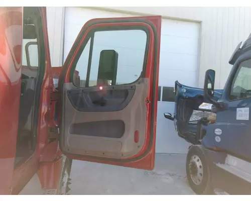 FREIGHTLINER CASCADIA 2018-2025 DOOR ASSEMBLY, FRONT