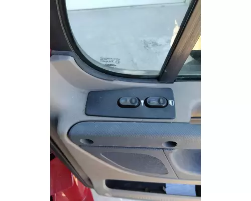 FREIGHTLINER CASCADIA 2018-2025 DOOR ASSEMBLY, FRONT