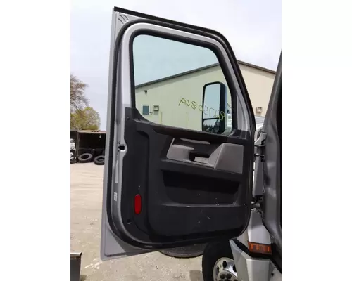 FREIGHTLINER CASCADIA 2018-2025 DOOR ASSEMBLY, FRONT