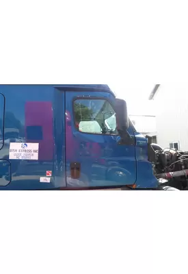 FREIGHTLINER CASCADIA 2018-2025 DOOR ASSEMBLY, FRONT