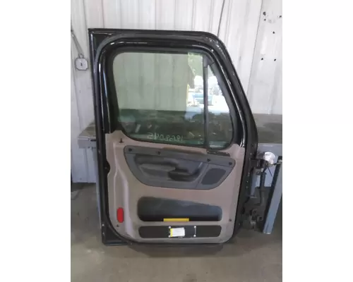 FREIGHTLINER CASCADIA 2018-2025 DOOR ASSEMBLY, FRONT