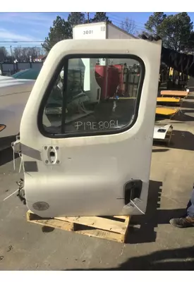 FREIGHTLINER CASCADIA 2018-2025 DOOR ASSEMBLY, FRONT